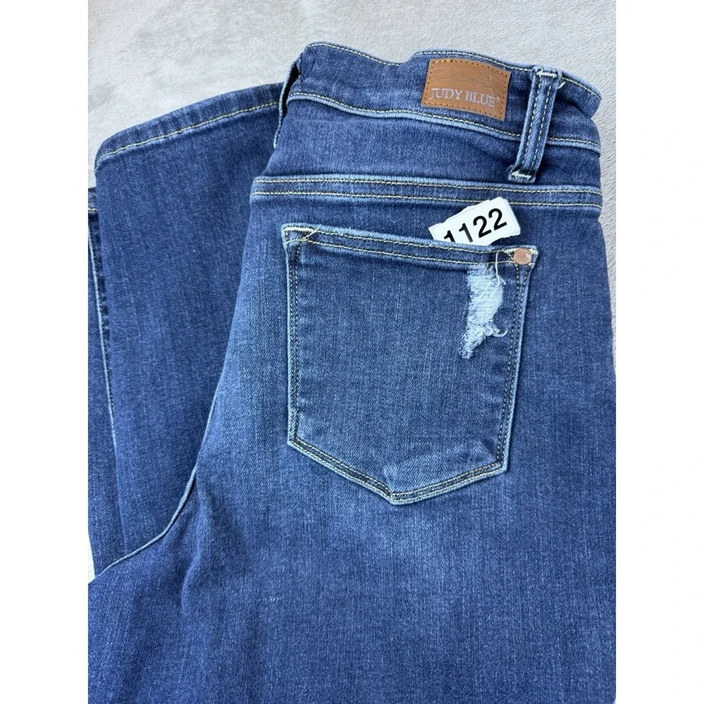 Judy Blue Jeans Women's Boyfriend Fit Size 9 / 29 Blue Dark Wash‎ Distressed